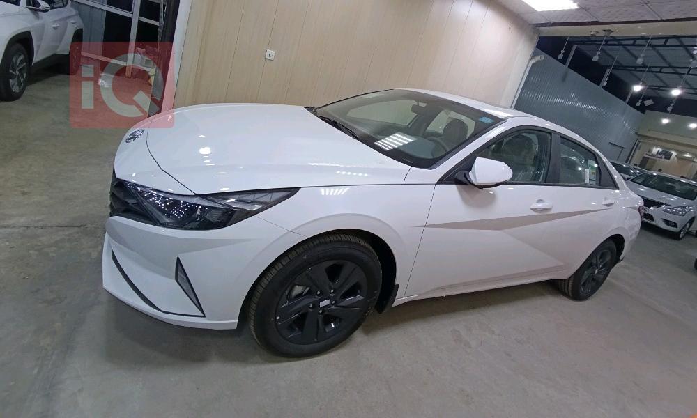 هیوندای ئەلەنترا